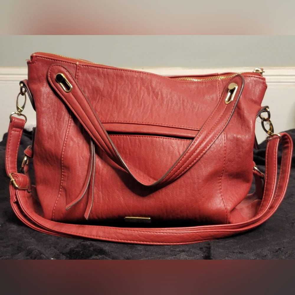 Roxanne Satchell & Crossover Bag